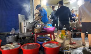 Nhếch nhác phố ẩm thực ở trung tâm Hải Phòng