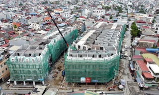 Dân chặn thi công dự án nhà ở thương mại vì có dấu hiệu lấn chiếm đất