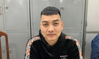 Hồ Văn Khoa đầu thú tại Công an Hà Nội.