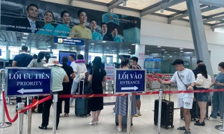 Chuyến bay cuối cùng rời Cát Bi trước khi siêu bão YAGI ập đến