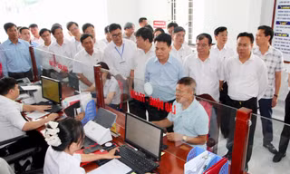 Chủ tịch tỉnh Hải Dương chỉ đạo sau buổi vận hành thử nghiệm phường mới