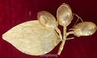 Bộ kim phẩm cung tiến đền thờ nữ tướng Lê Chân được công nhận Bảo vật quốc gia