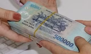 Bắt một người tự nhận cộng tác viên báo chí cưỡng đoạt tài sản