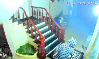 Hình ảnh đối tượng Hưng đột nhập nhà dân trộm cắp tài sản. Ảnh: CAHD