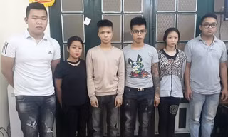 Nhóm đối tượng trong vụ án tại cơ quan điều tra.