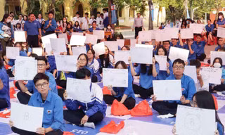 Thanh niên Hải Phòng sôi nổi trong ngày hội văn hóa giao thông