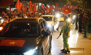 Hàng nghìn cảnh sát 'trực chiến' chống đua xe trận Việt Nam - Thái Lan