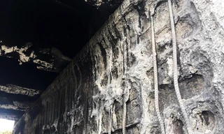 Cầu trơ lõi thép sau vụ cháy xe bồn trên cao tốc Nội Bài - Lào Cai