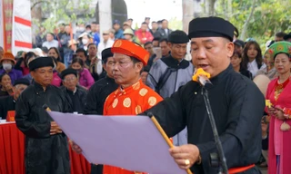 'Chỉ trời vạch đất', đọc hịch Minh thề ở hội thề không tham nhũng