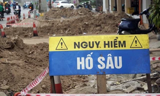 Bẫy 'tử thần' trên tuyến đường nghìn tỷ ở Hà Nội vừa thông xe