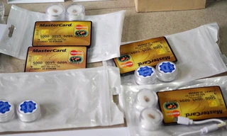 Cận cảnh kho thiết bị gian lận thi cử vừa bị bắt ở Hà Nội