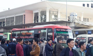 Hơn 50 lượt xe buýt miễn phí chở khách bị từ chối ở Mỹ Đình