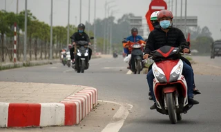 Đảo tam giác chắn ngang đường Đỗ Mười - Trần Kiên (Thủy Nguyên, Hải Phòng) khiến nhiều người gặp nạn.