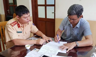 Tài xế Lê Đức Khổng được xác định là người điều khiển chiếc Mercedes BKS 29A-77.777 di chuyển ngược chiều trong hầm Kịm Liên