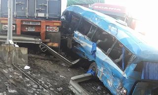 Xác định nguyên nhân vụ tai nạn liên hoàn ở Hoà Bình