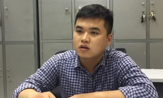 Đào Ngọc Khánh tại cơ quan công an.