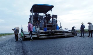 Phê bình 3 huyện ở Hải Dương chậm trễ 'tiêu tiền'