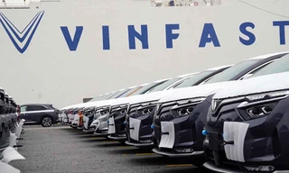 Vinfast lập đỉnh trên sàn Mỹ, trong nước 'đầu tàu' VIC tăng vọt