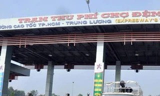 Bắt hàng loạt 'sếp' trốn thuế ở trạm thu phí cao tốc TPHCM-Trung Lương