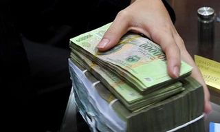 Tạm giữ cảnh sát "rởm" lừa chạy biên chế giá 120 triệu đồng