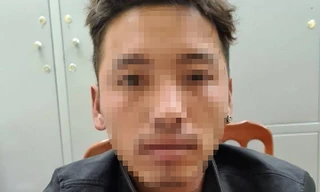 Đối tượng Phạm Xuân Nguyên tại cơ quan công an.