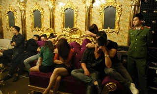 Tham gia "tiệc" ma túy có lãnh đạo ngân hàng, kiểm lâm và giáo viên trên địa bàn Hương Khê