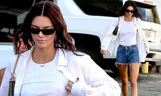 Em gái chân dài nhà Kardashian lại chuộng mốt 'quên nội y' xuống phố