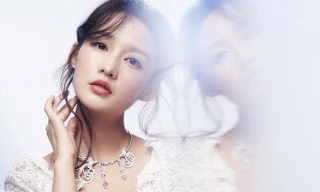 Vẻ đẹp trong sáng bay bổng của mỹ nhân 'Tân Hồng Lâu Mộng'