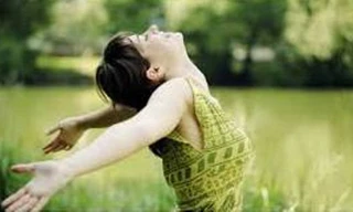 12 bí quyết hữu ích giúp bạn sống không lo âu