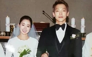 Ảnh cưới màu chưa từng tiết lộ của Kim Tae Hee - Bi Rain 