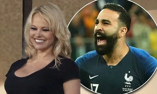 Mỹ nhân Pamela Anderson reo hò cổ vũ người tình kém 18 tuổi