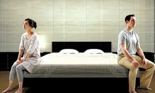 Sa ngã vì vợ chồng giận dỗi, ngủ riêng