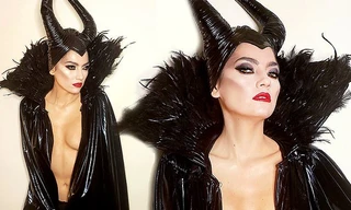 Sao nữ thích hở bạo hóa thân thành 'Tiên hắc ám' khiến fan la ó