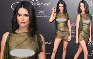 Em gái Kim Kardashian gây sốc khi mặc xuyên thấu 'quên' nội y