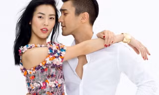 ‘Thiên thần nội y’ tình tứ bên trai đẹp xứ Hàn