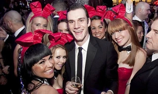 ‘Hoàng tử út Playboy’ thừa kế một phần tài sản của người cha giàu có