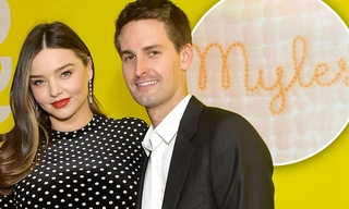 Thiên thần nội y Miranda Kerr sinh con trai thứ 3