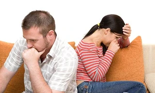 Chồng thú nhận được cô hàng xóm tự nguyện dâng hiến