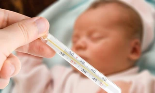 Dấu hiệu nhận biết và cách phòng bệnh viêm não mô cầu