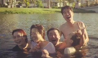 Kim Hee Sun vui 'hết cỡ' trong kỳ nghỉ dưỡng ở Đà Nẵng