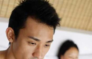 Sắp lấy vợ mà 'cậu nhỏ' vẫn tí hon