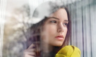 Chồng có cô em kết nghĩa... từ trên trời rơi xuống