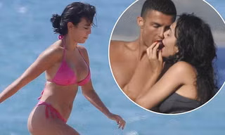 Người tình CR7 thả dáng quyến rũ ở Hy Lạp