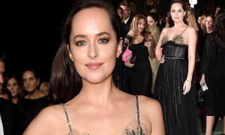 Cô đào ’50 sắc thái’ gợi cảm, yêu kiều duyên dáng