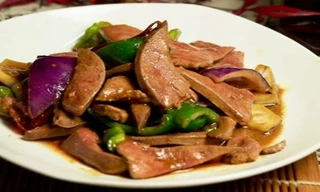 Gan lợn vừa bổ máu lại giàu vitamin A