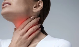 Tưởng đau họng hóa u não