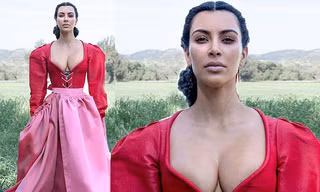 Kim Kardashian hóa quý cô cổ điển với ngực đầy và eo ‘con kiến’