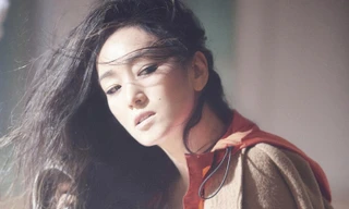 Ngỡ ngàng nhan sắc vượt thời gian của minh tinh U60 Củng Lợi