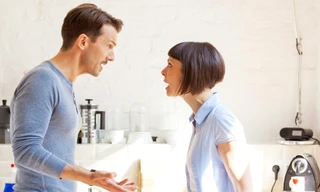 Bố tôi ung thư, vợ không chịu bán nhà để cứu