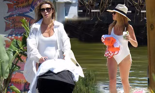 Siêu mẫu Anh Abbey Clancy đẹp như mộng chỉ sau 6 tuần sinh con